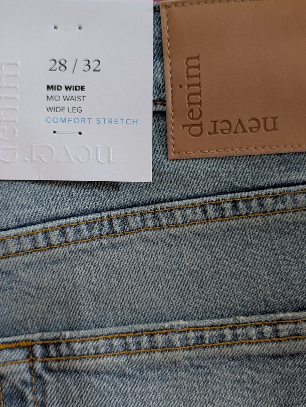 Never Denim Jeans *NWT * Size 28 * - Picture 2 of 2